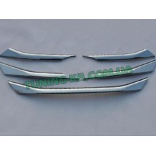 Решетка радиатора хромированная на Hyundai IX35 2013+