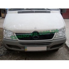 Зимняя накладка на решетку радиатора верхняя глянцевая на MERCEDES-BENZ SPRINTER 2000-2002